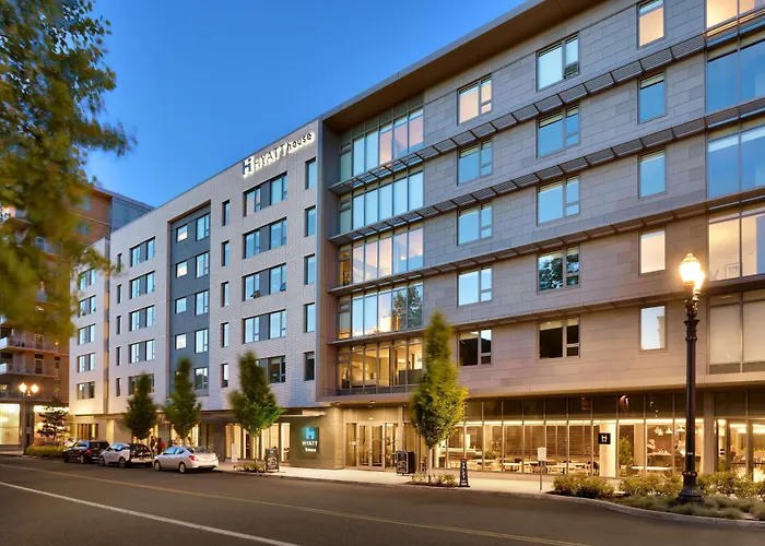 Hyatt House Portland / Downtown